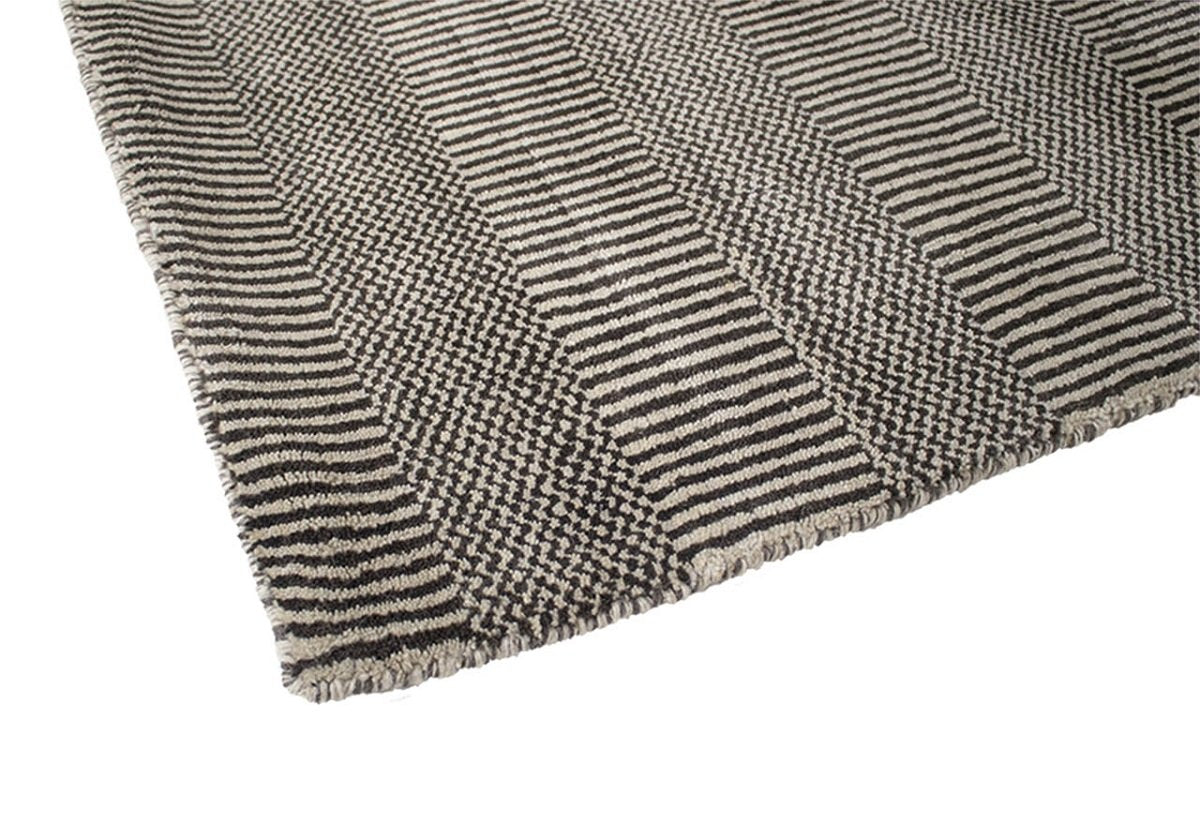 TWO TONE SAND RUG